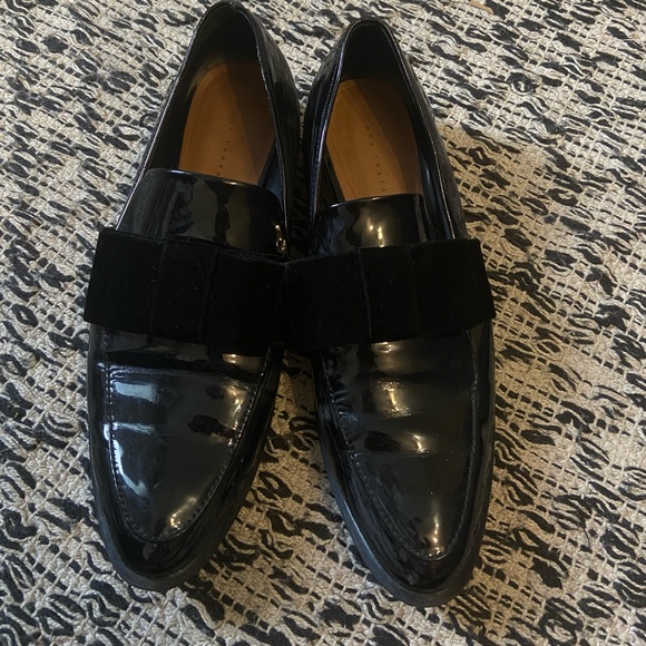 Zara Shoes - Zara patent leather black loafers with fabric bow